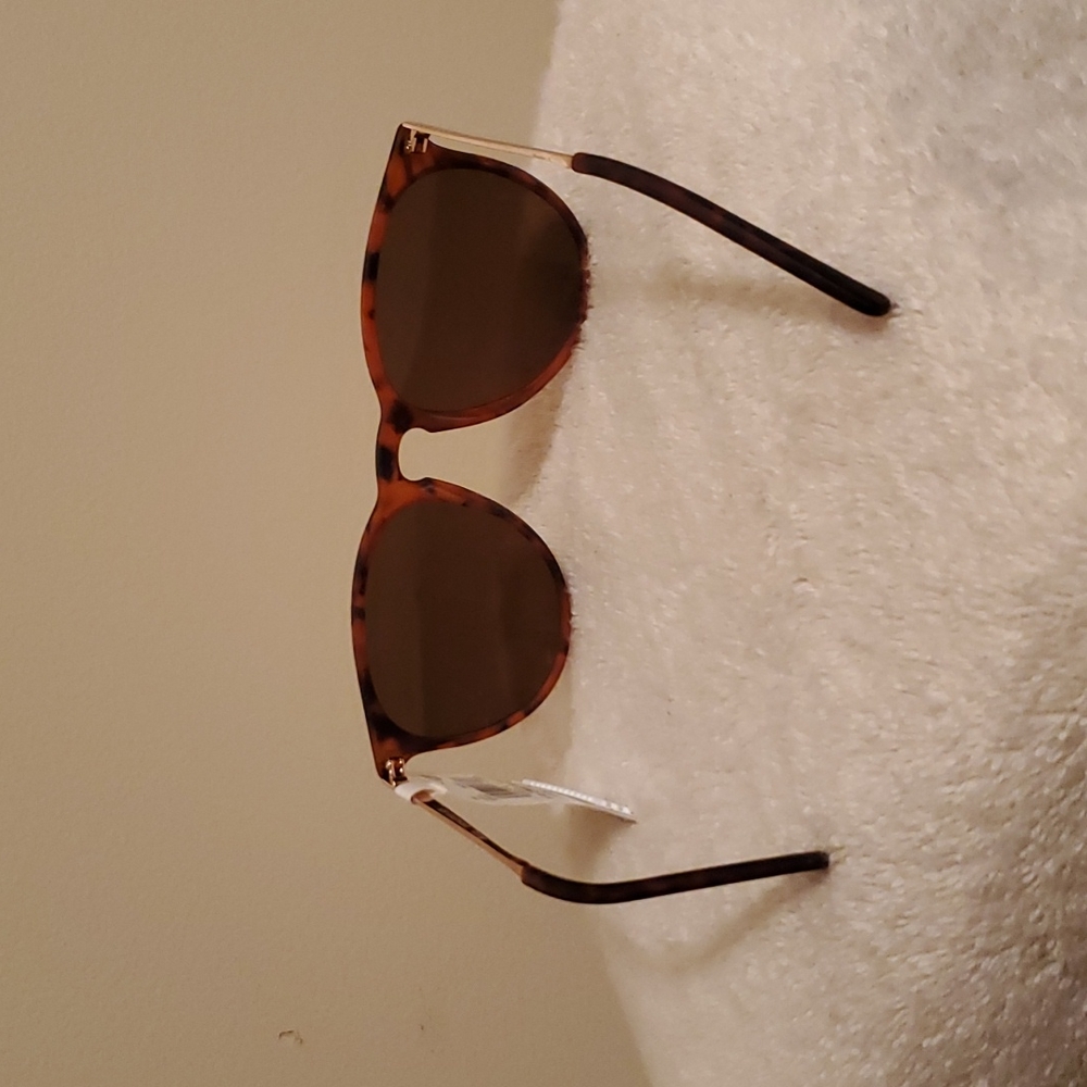 XERSION  ROUND SUNGLASSES - Picture 6 of 9